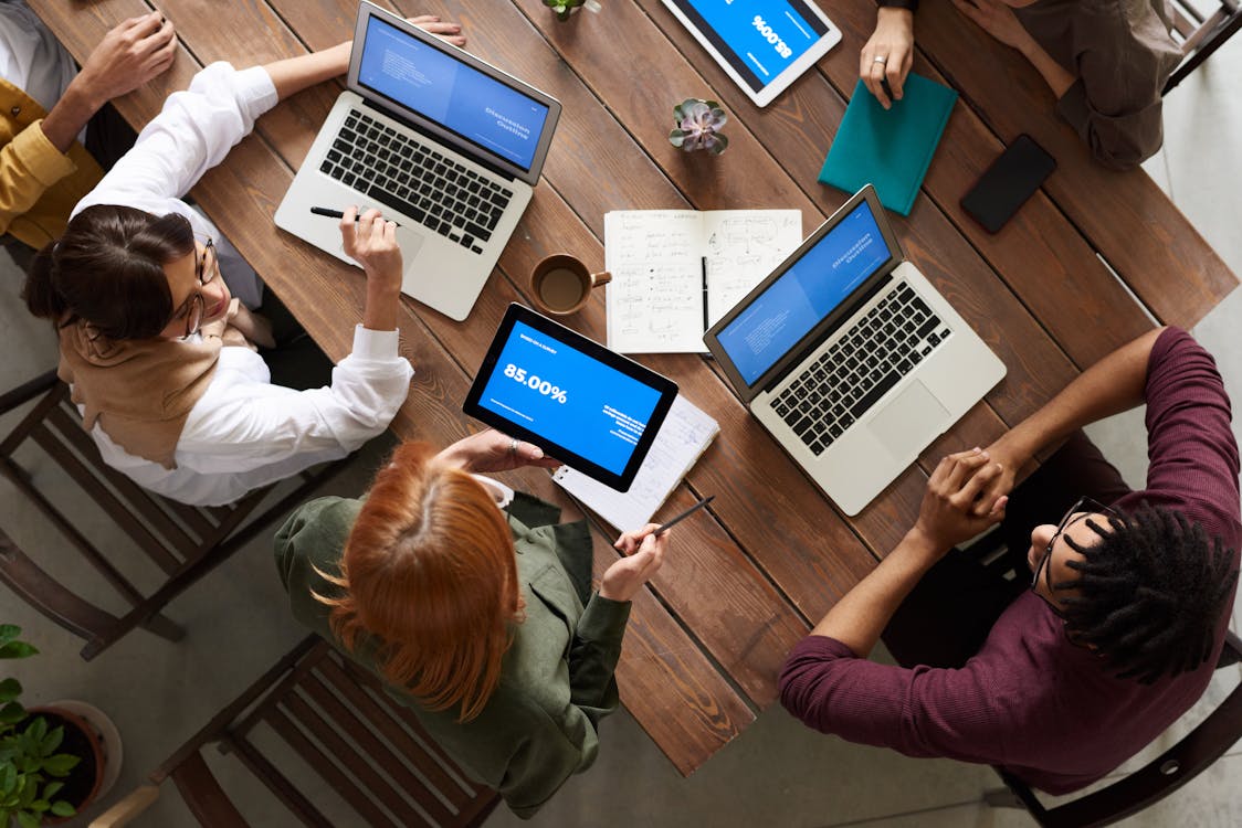 South African professionals planning a social media strategy